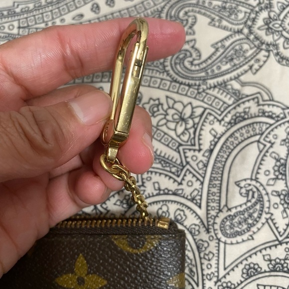 LV Key Cless Monogram - Picture 9 of 16